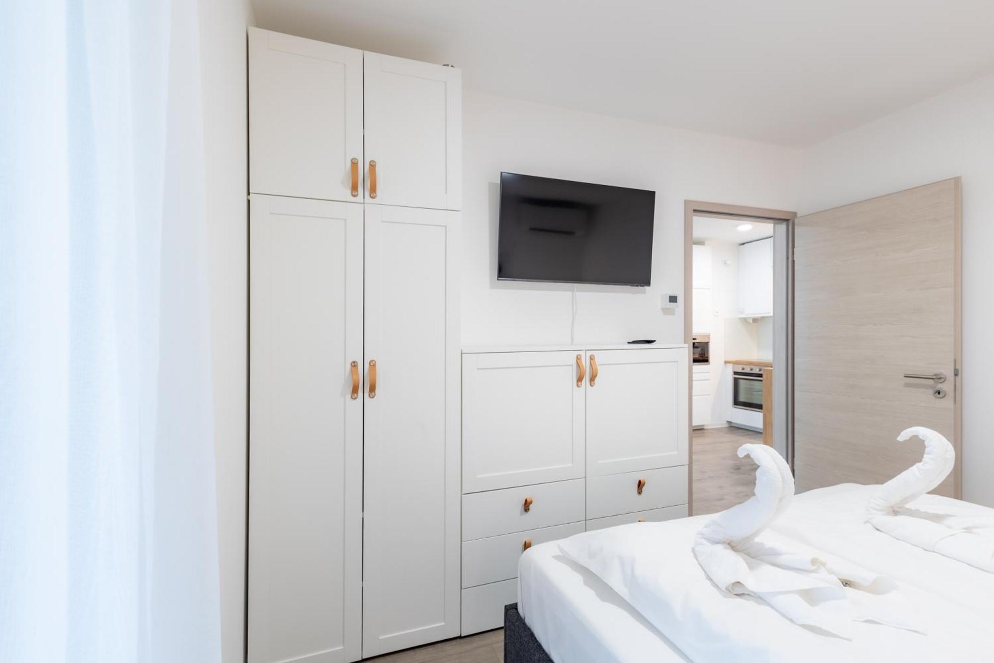 Casa Romana Apartmanok Siofok By Bltn المظهر الخارجي الصورة
