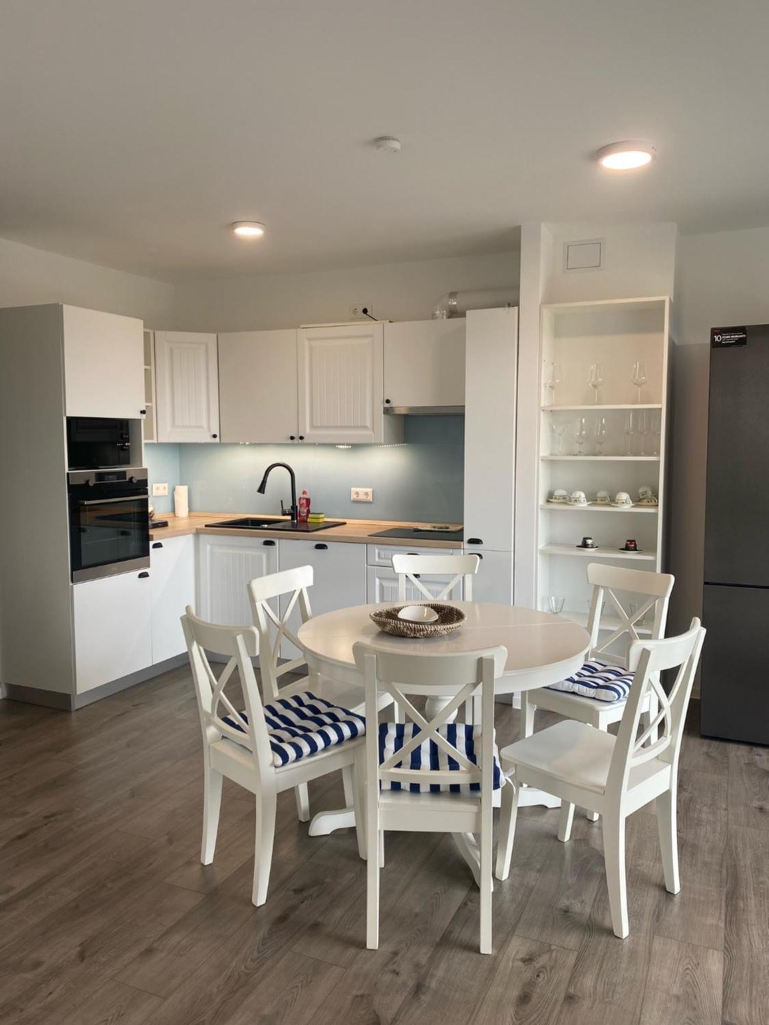Casa Romana Apartmanok Siofok By Bltn المظهر الخارجي الصورة